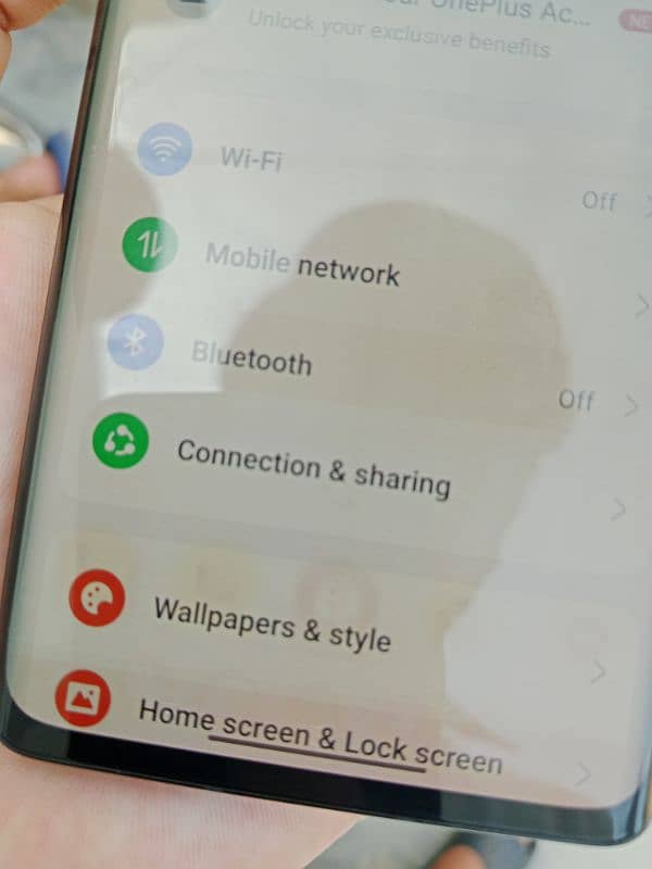 Oneplus 8 single sim 10/9 condition 12+4 ram 128 rom 865 snapdragon 2