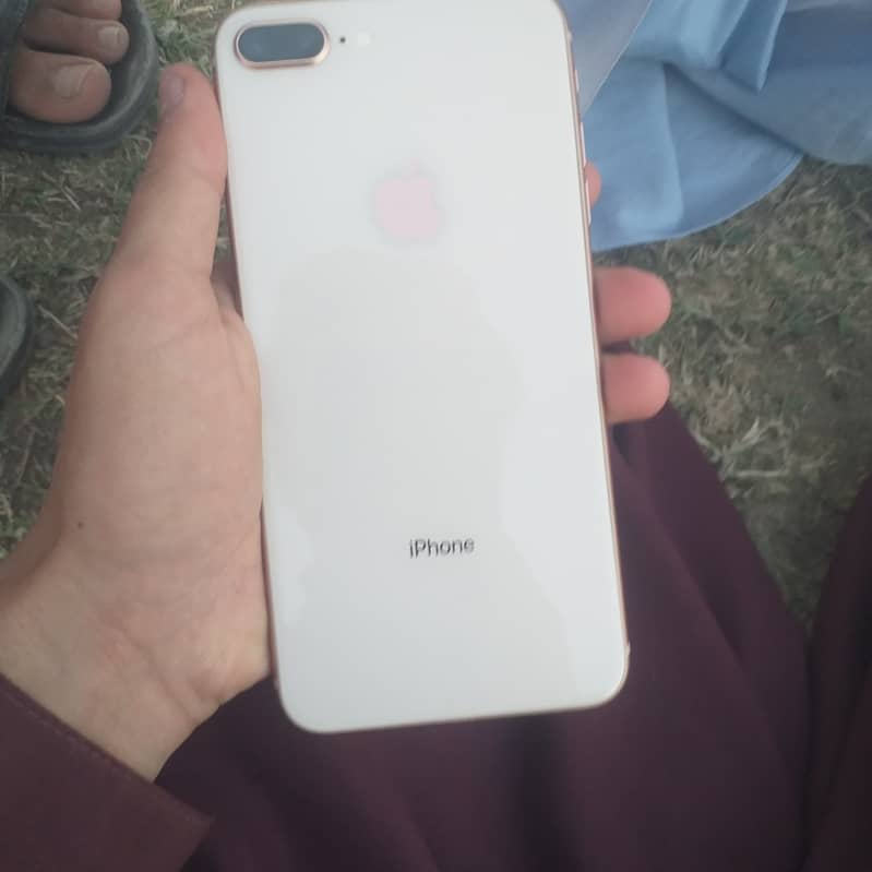 IPHONE 8 plus 0