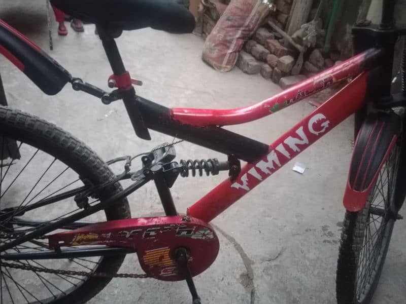 sari ok ha bas  tyre handle sab ok ha  fori sale kaeni ha 2