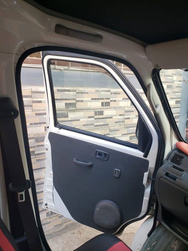 Daihatsu Hijet 2016.2021 19