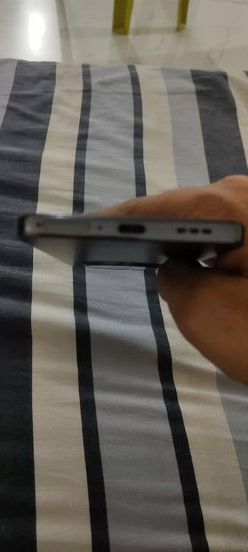 OPPO reno 12f 4G 2