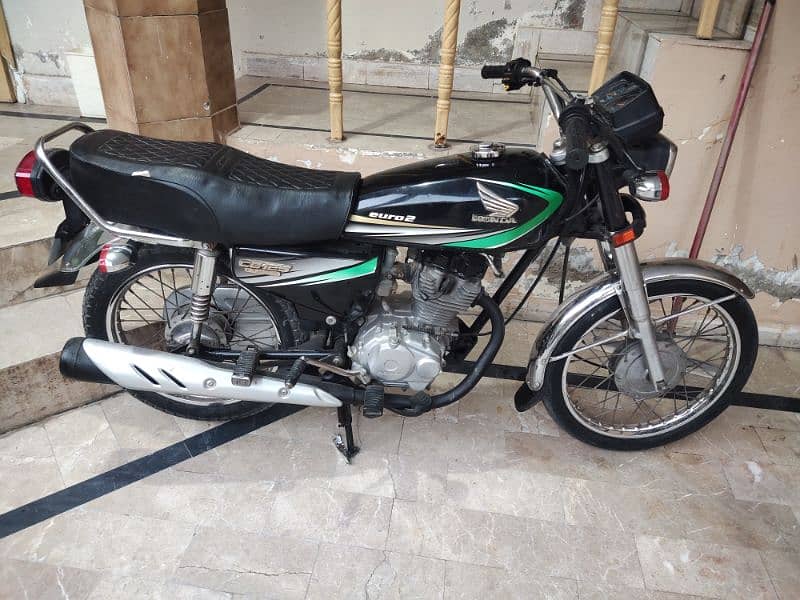 Honda 125 in lush condition 0