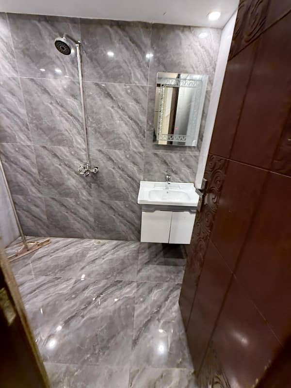 5 Marla Lower Portion Are Available For Rent in Park View City Lahore 11