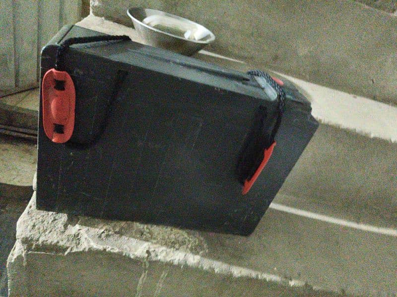 ok working condition battery 100ah 12 volt 0
