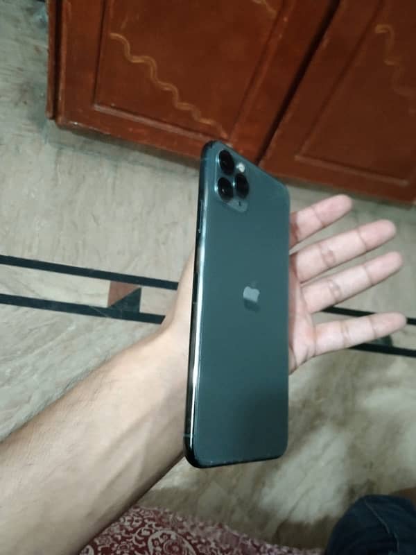Urgent Sale Iphone 11 Pro Max 256 GB 0