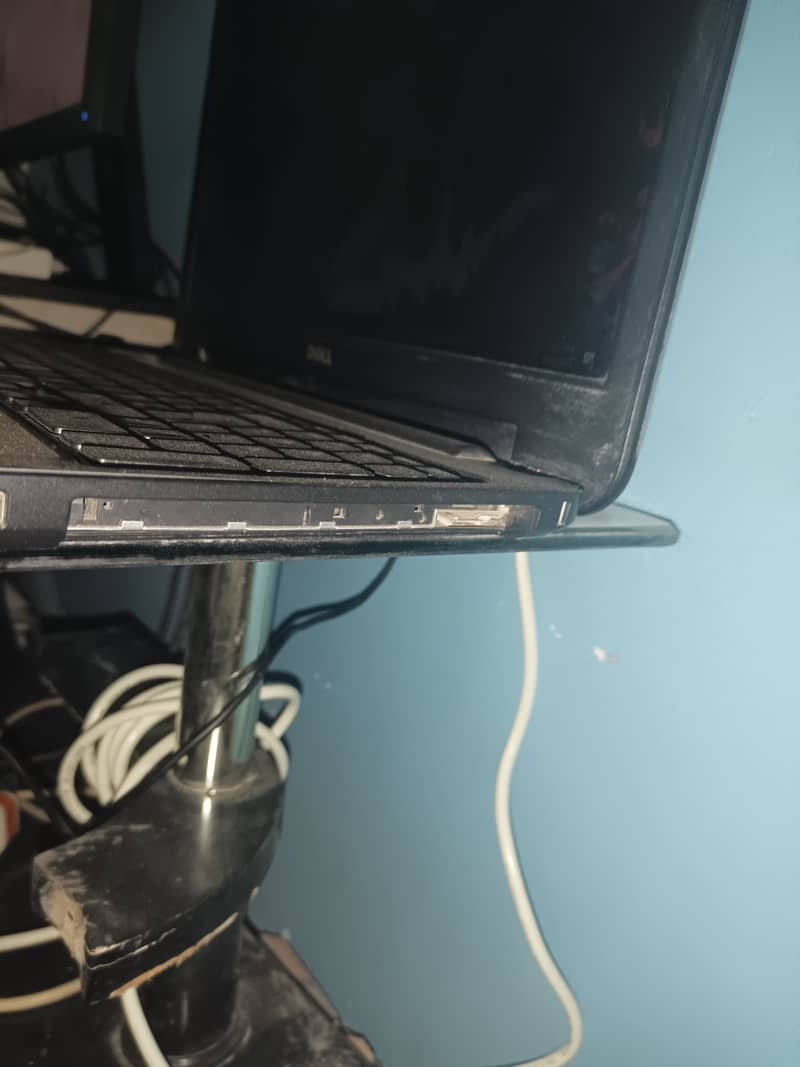 Dell Latitude - Intel i5 7