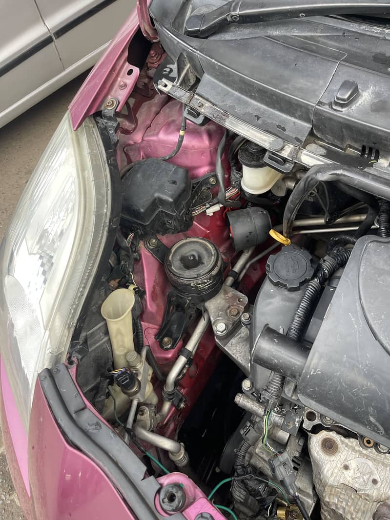 Vitz 2005 up for sale 8