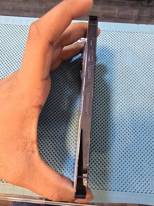 iphone 13 pro 128Gb Pta approve 3