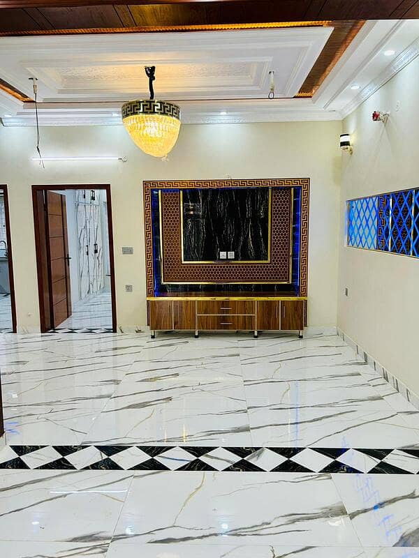 10 Marla Upper Portion Available For Rent In Park View City 3