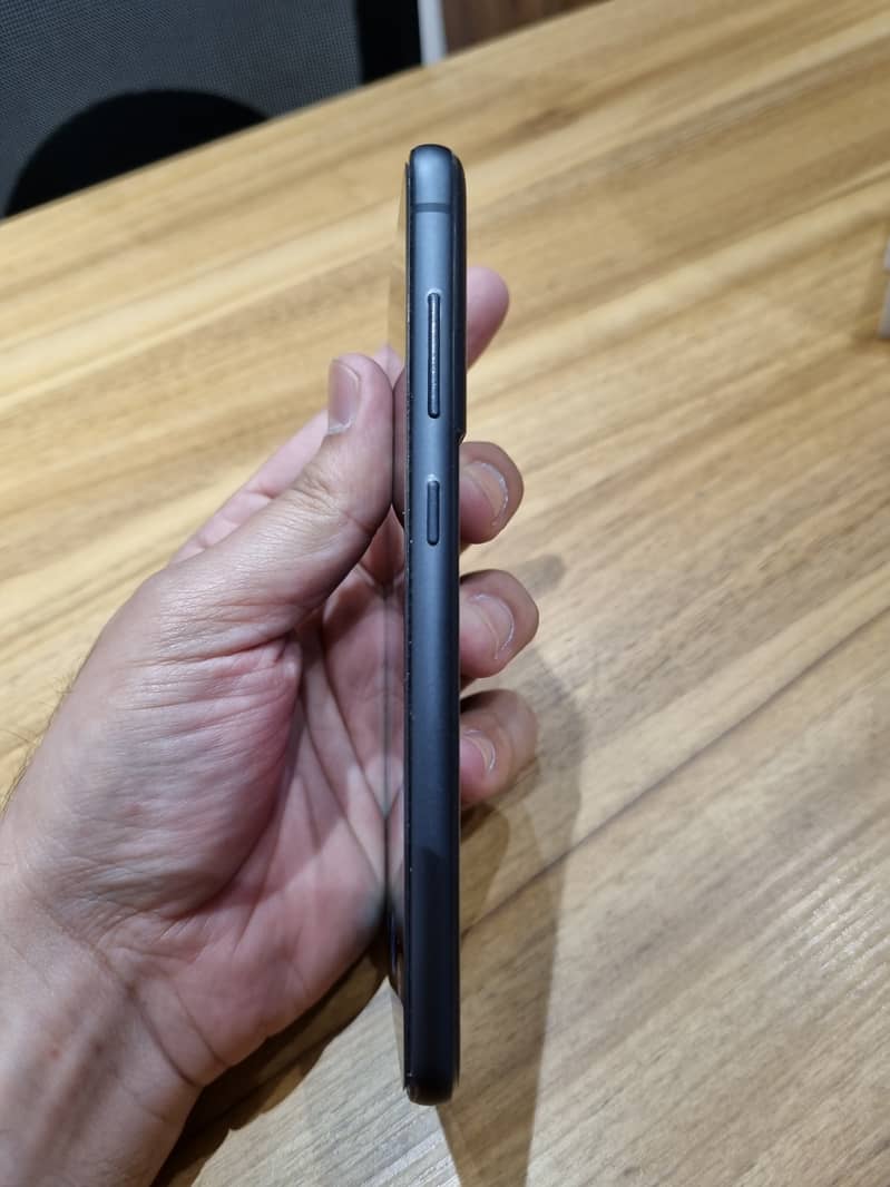 Samsung Galaxy S21 FE In Mint Condition In Brand Warranty NON-PTA 5