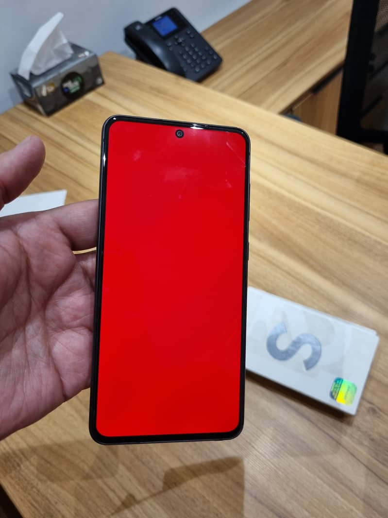 Samsung Galaxy S21 FE In Mint Condition In Brand Warranty NON-PTA 11