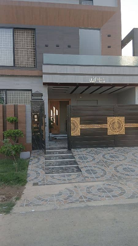 Room for rent for female students 2
