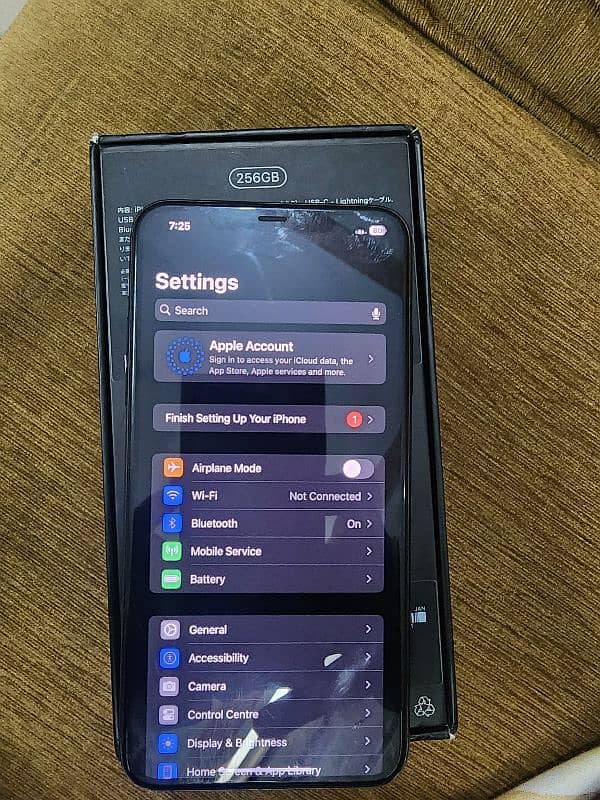 Iphone 11 pro max PTA serious buyers contact on 03091277721 1