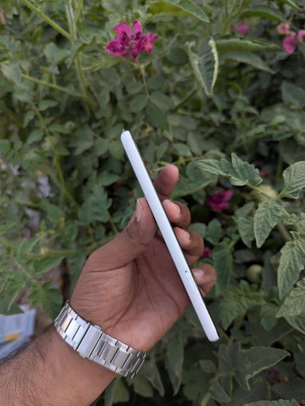 Google pixel 4a5G pta manir Glass prack working all okay 6gb 128gb 2