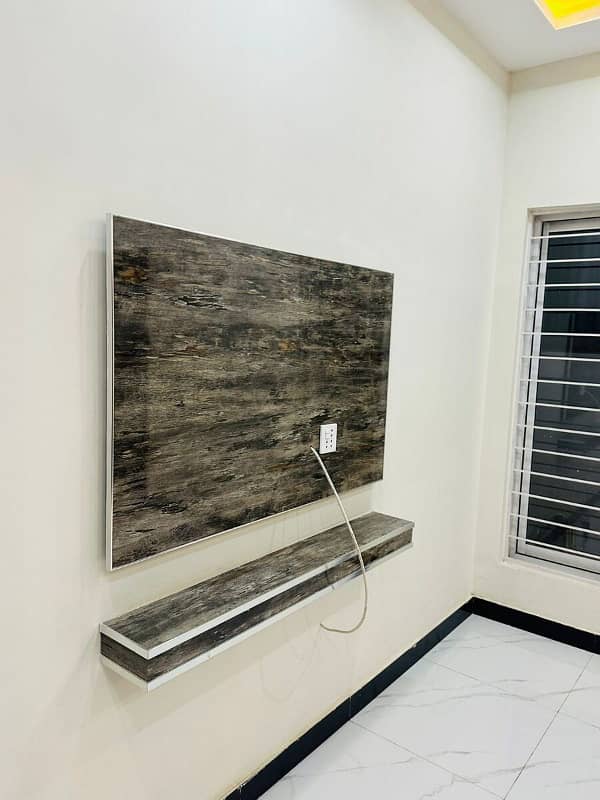 1 0 Marla Lower Portion Are Available For Rent in Park View City Lahore 2