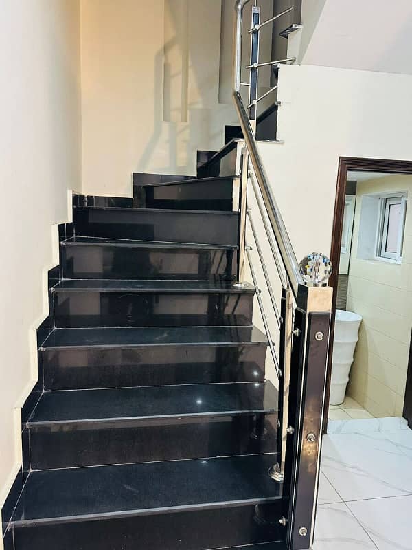 1 0 Marla Lower Portion Are Available For Rent in Park View City Lahore 9