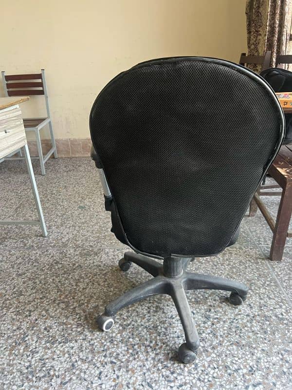 Office chair for sale n good condition 0