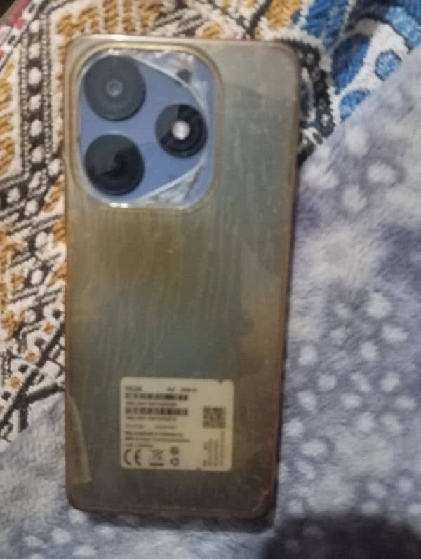 Tecno Spark 10 pro{8/256} 3