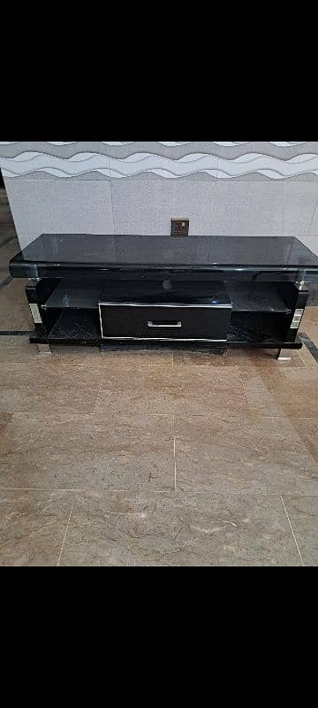 tv trolley 0