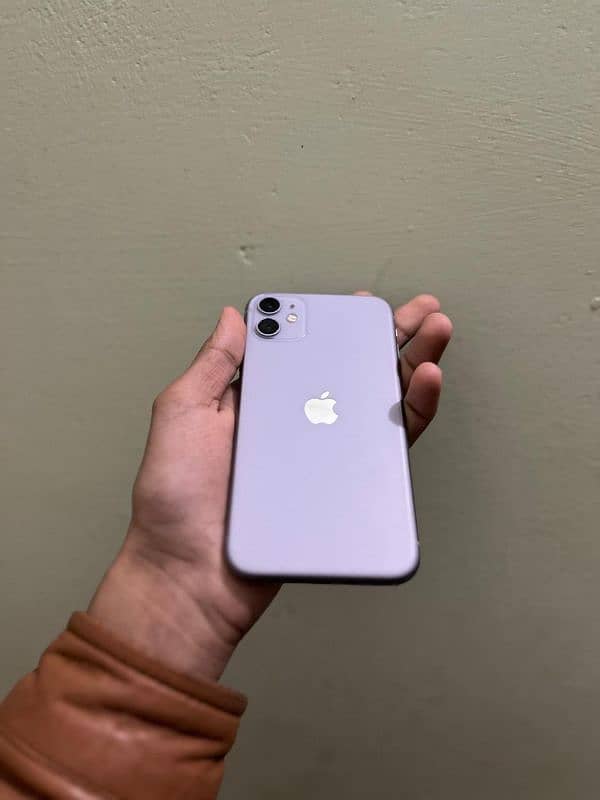 iPhone 11 non pta jv 128gb 93% battery health 2