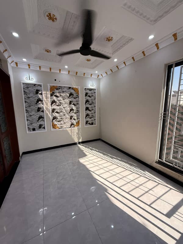 5 Marla Beautifully Designed House For Sale In Park View City Lahore. 2