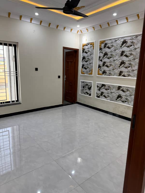 5 Marla Beautifully Designed House For Sale In Park View City Lahore. 12