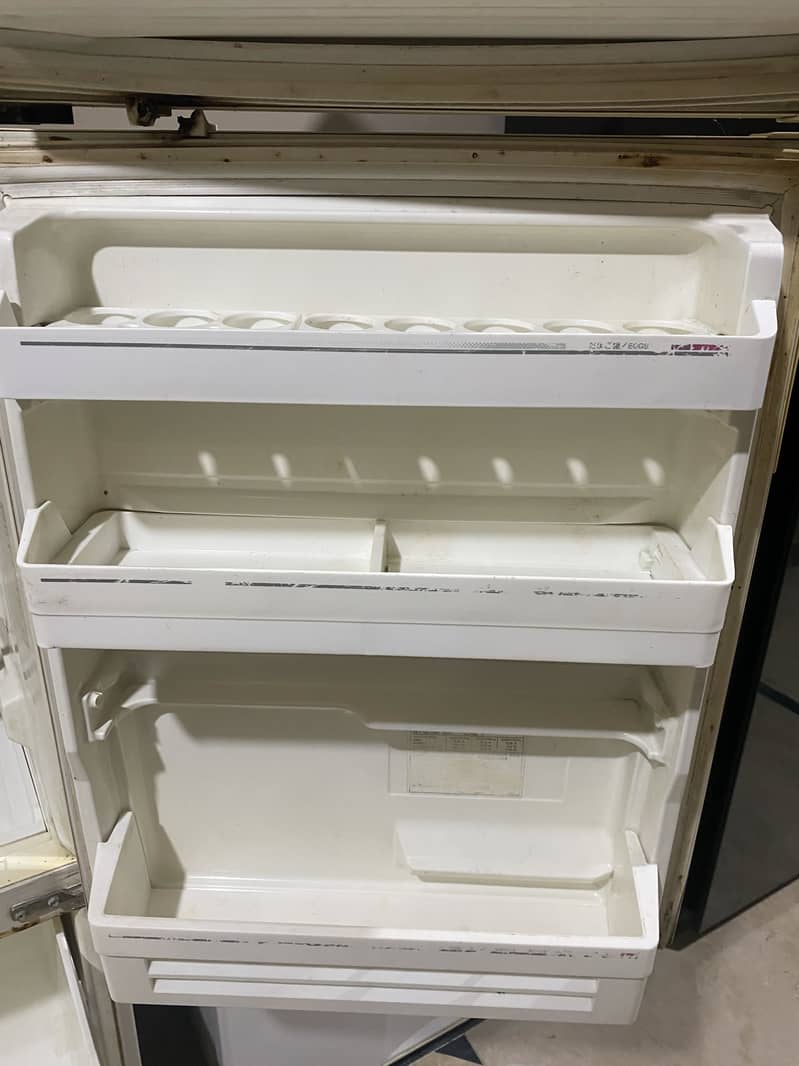 Fridge for sale 0