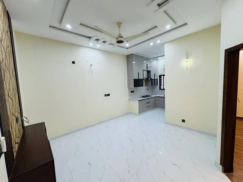 5 Marla Brand New Luxury House For Sale In Park View City Lahore 18