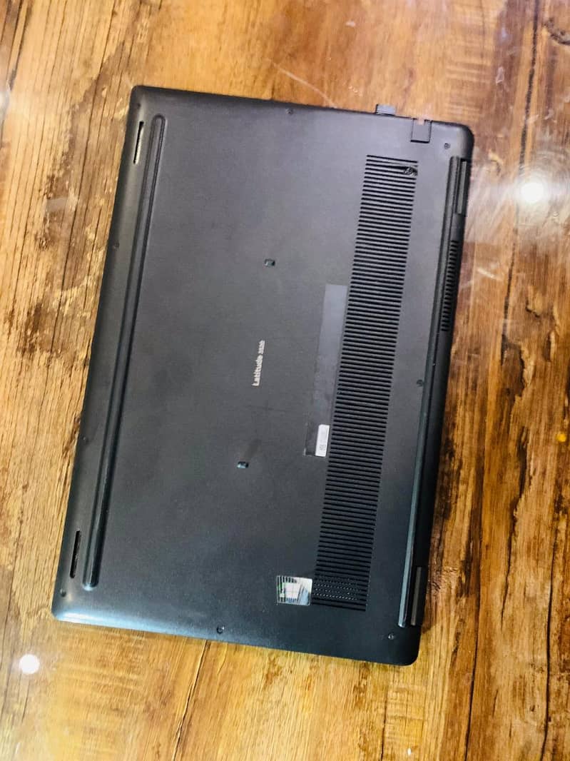 Dell Latitude 3520 i5 11th generation 6