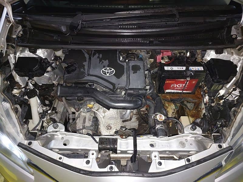Toyota Vitz 2018 7