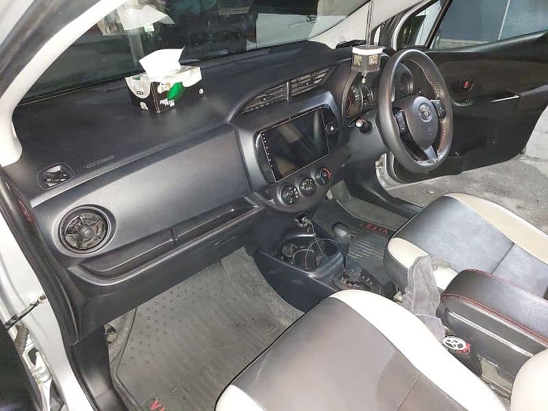 Toyota Vitz 2018 11