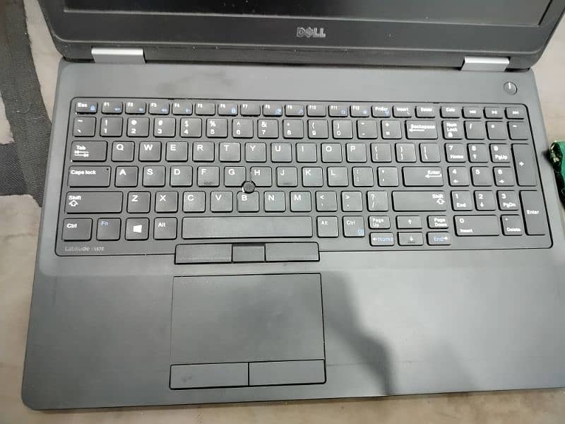 Laptop Core i5 6 generation 3