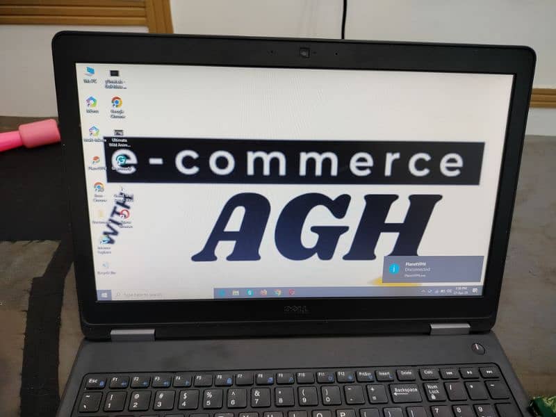 Laptop Core i5 6 generation 4