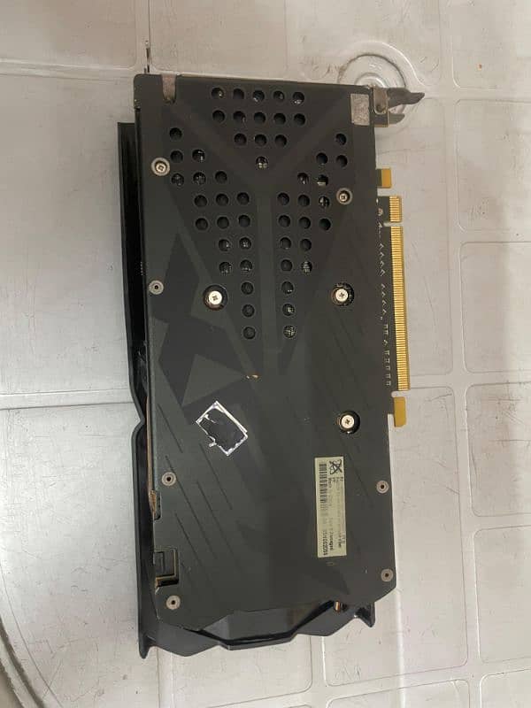 XFX 8 Gb 1