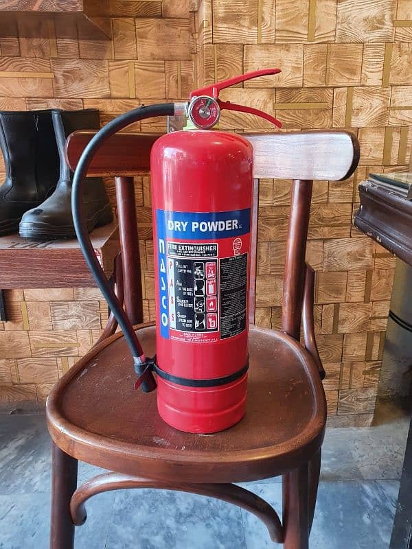 fire extinguisher 0