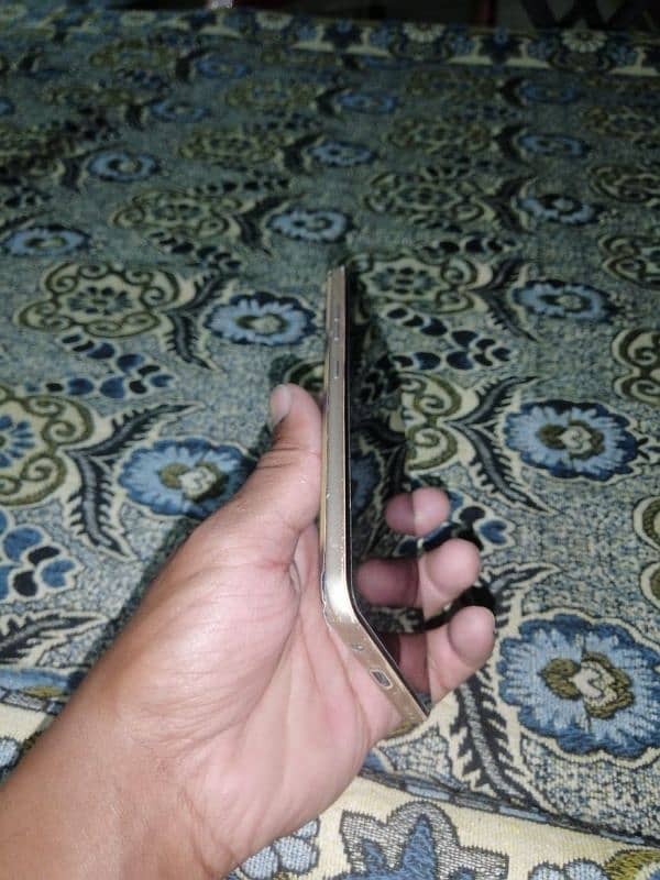 cell no 03035624040 2