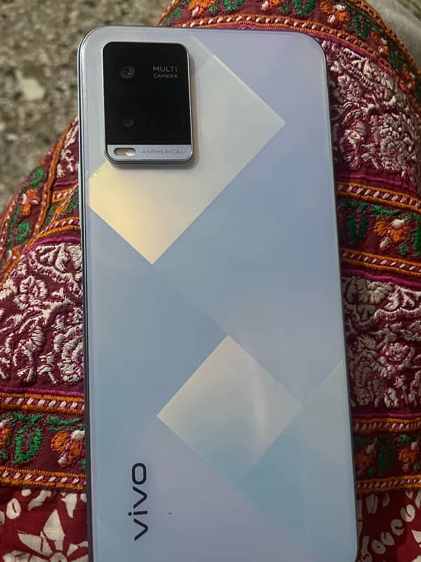Vivo Y21 condition used 3