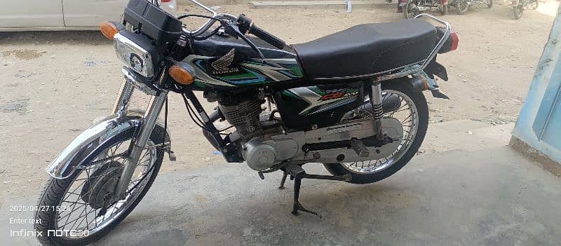 Honda 125cc black 2023 0