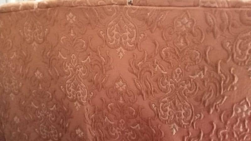 5 Seater Sofa Set Available For Sale at Reasonable Price 6