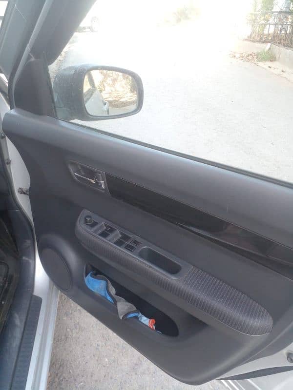Suzuki Swift 2010 4