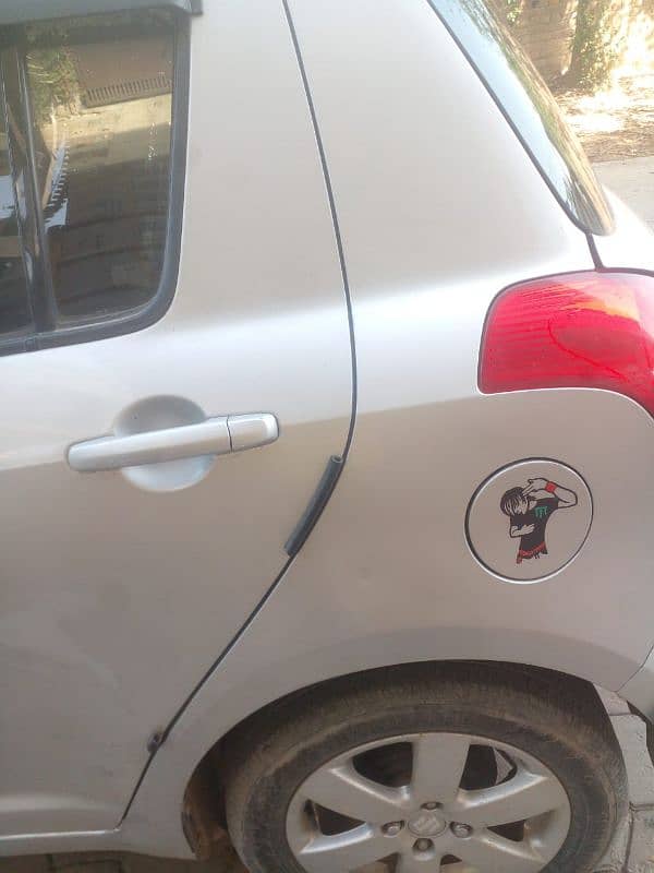 Suzuki Swift 2010 13