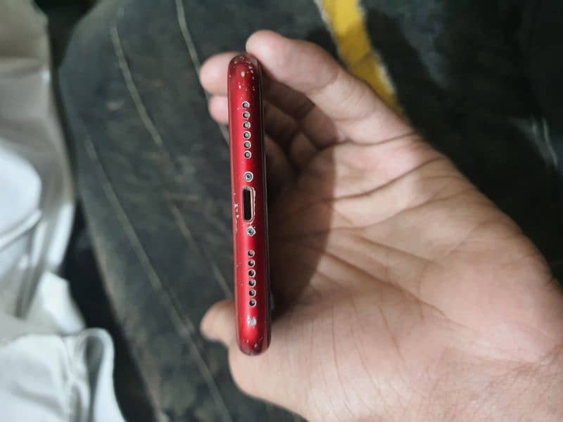 IPHONE XR NON PTA 3