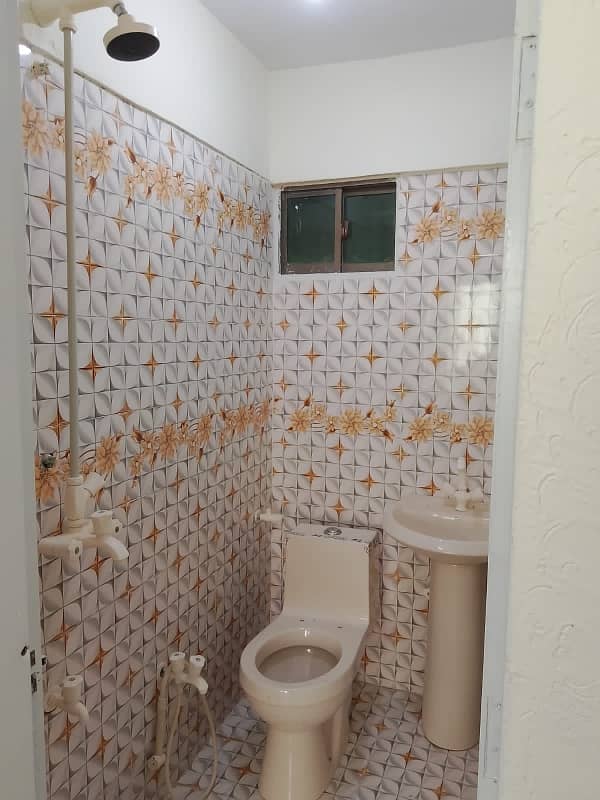 1st Floor Full Renovated 2 Bed Lounge Flat For Sale In Gulshan Block 1 14