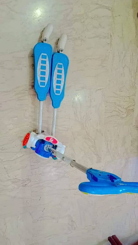 Scooty for kids 0