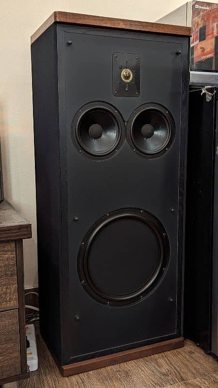 Polk Audio SDA 2 Speakers like kef klipsch B&W 5