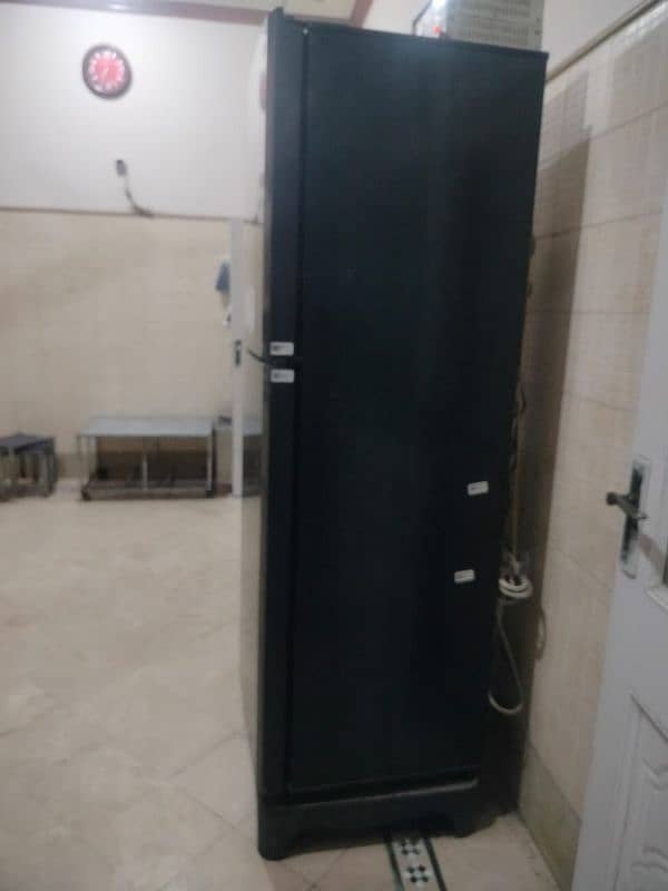 refrigerator 1
