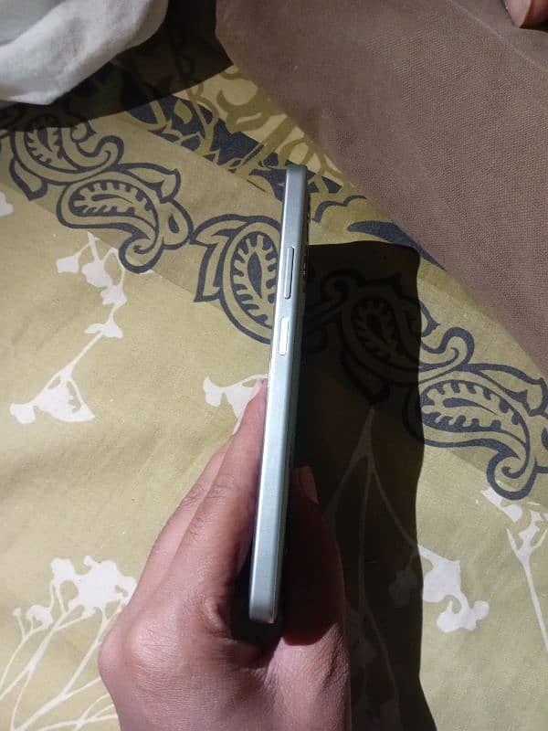 oppo A5 pro 8gb ram 256gb storage 0