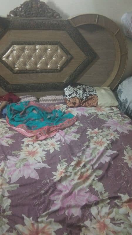 double bed 0