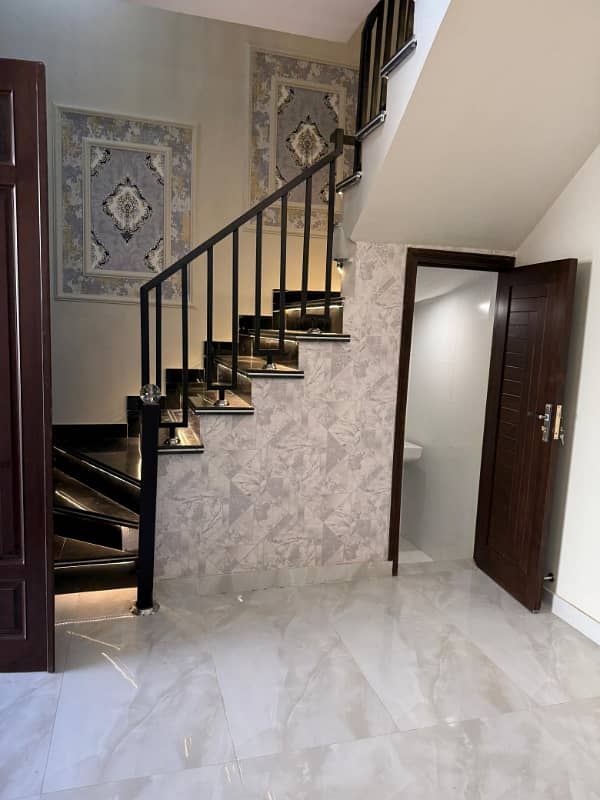 5 Marla Lavish House Available For Sale In Park View City Lahore 2