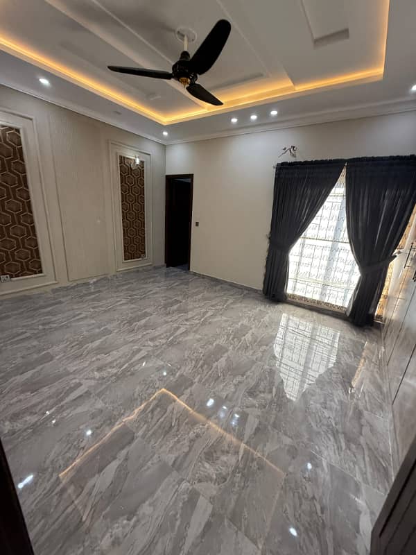 5 Marla Lavish House Available For Sale In Park View City Lahore 12